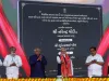  प्रधानमंत्री ने 300 मेगावाट भुज-II सौर ऊर्जा परियोजना की रखी आधारशिला 