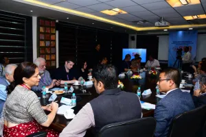 एससीओ फिल्म महोत्‍सव में ‘रीचिंग आउट- इंडिया एंड द एससीओ’ पर गोलमेज बैठक
