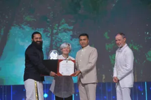 भारतीय फिल्मकार ऋषभ शेट्टी 'कांतारा' के लिए विशेष जूरी पुरस्कार से सम्मानित